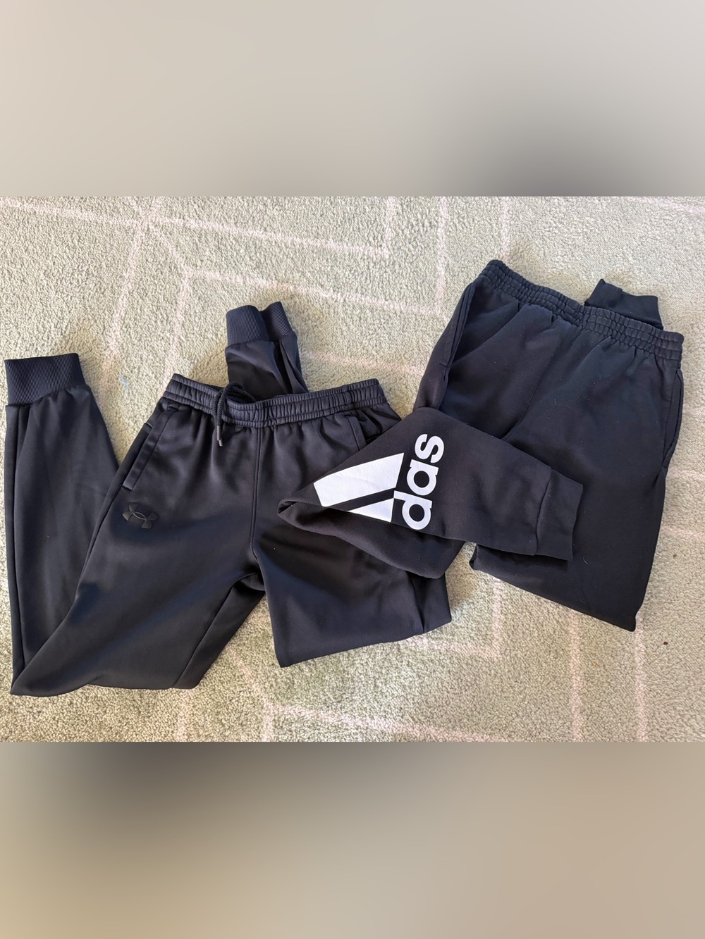 Boys set of 2 name brand joggers size large